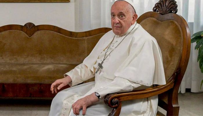  Papa Francisco tem infecção polimicrobiana 